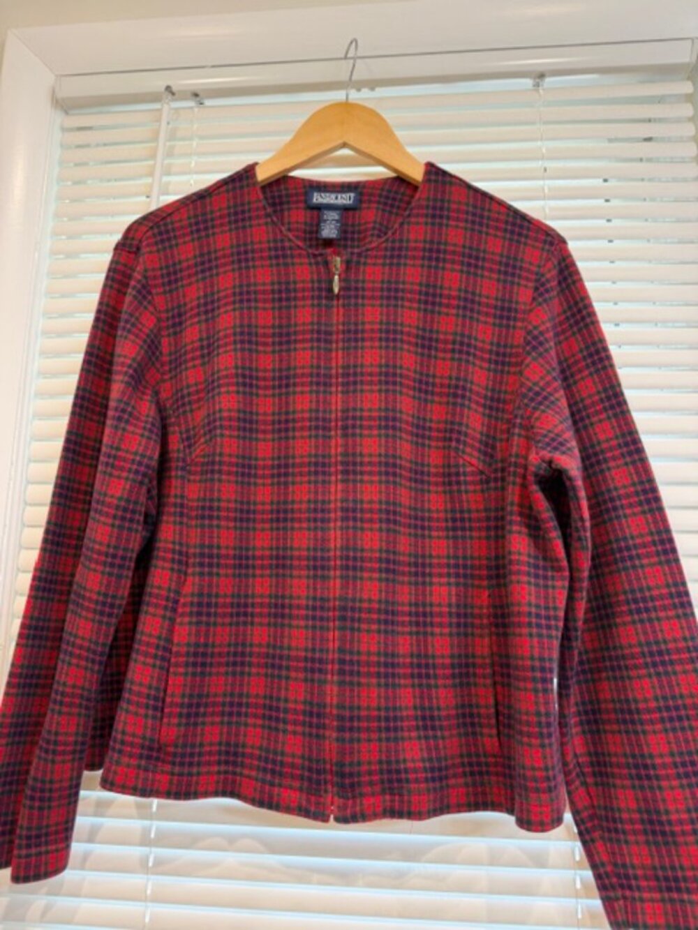 Land’s End Plaid Red Zipper Cotton Top Size L. - Picture 2 of 13